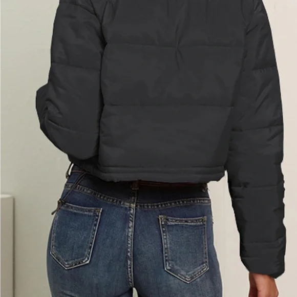 Black Cropped Puffer Jacket with High Collar and Quilted Design - Picture 7 of 8